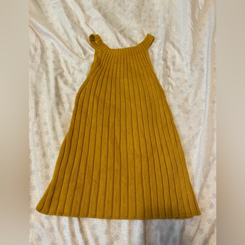 rue and willow yellow sweater tank top